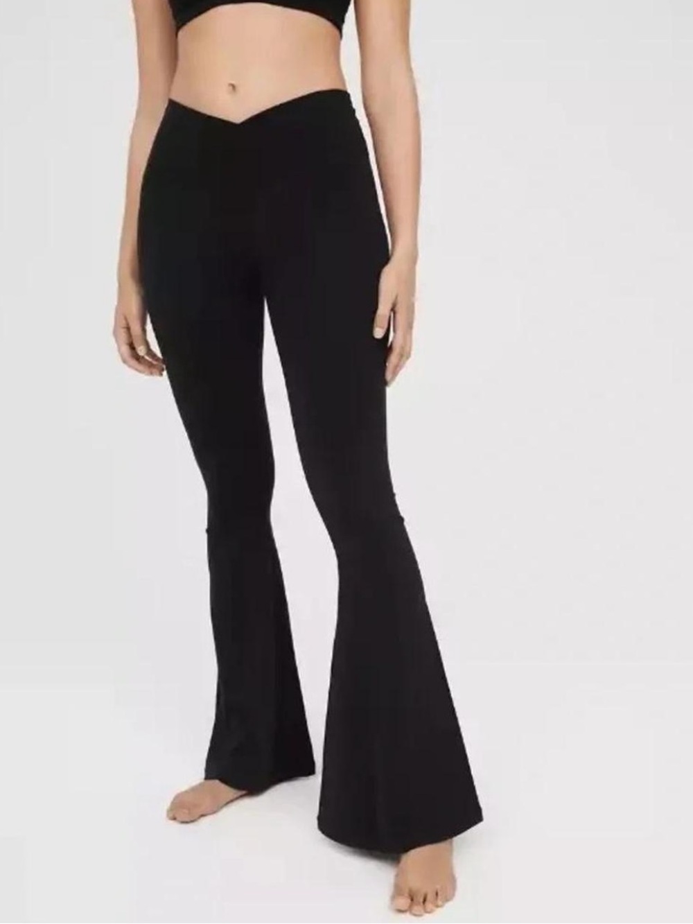 OFFLINE by Aerie Real Me Super Flare Crossover High Rise Leggings Black Small